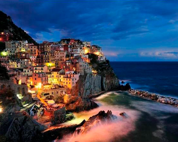 Noapte Manarola